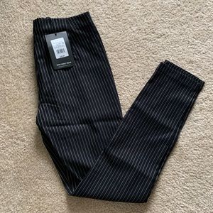 Women’s black dress pants (skinny- stretchy)
